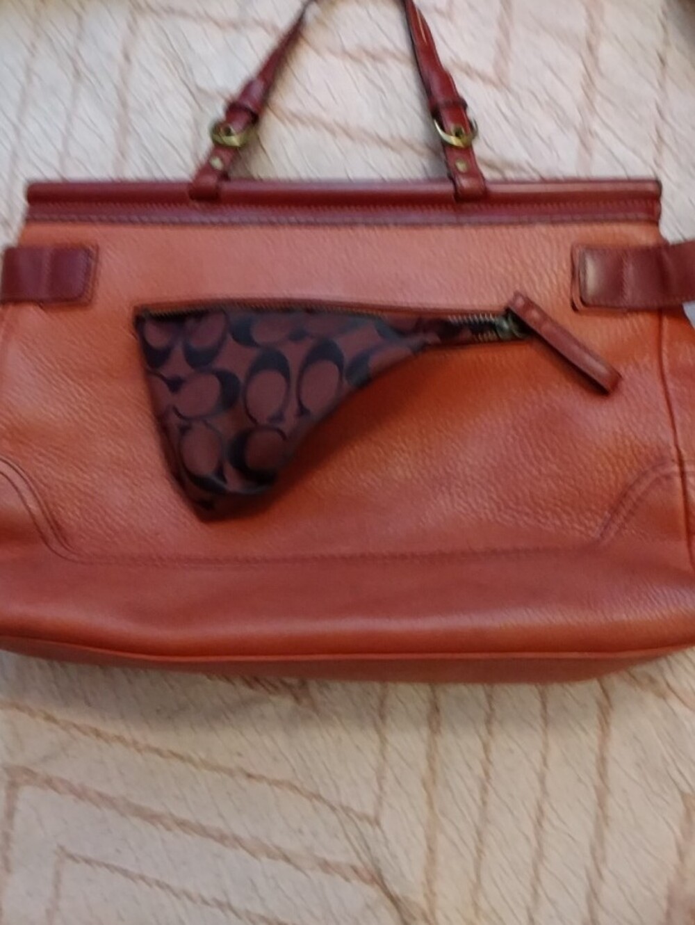 Coach Vintage Soho Dowel Satchel 2004 Coral With Red Trim - Picture 14 of 15